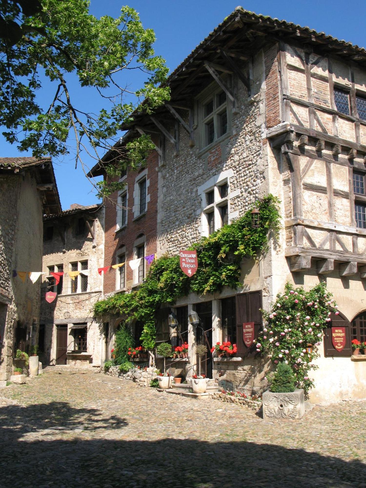 Hostellerie Du Vieux Pérouges 외부 사진